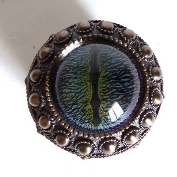 NEW DESIGN TOSCANO DRAGON EYE MYSTICAL GOTHIC ODDITY LIDDED TRINKET SAFE BOX - Picture 3 of 13
